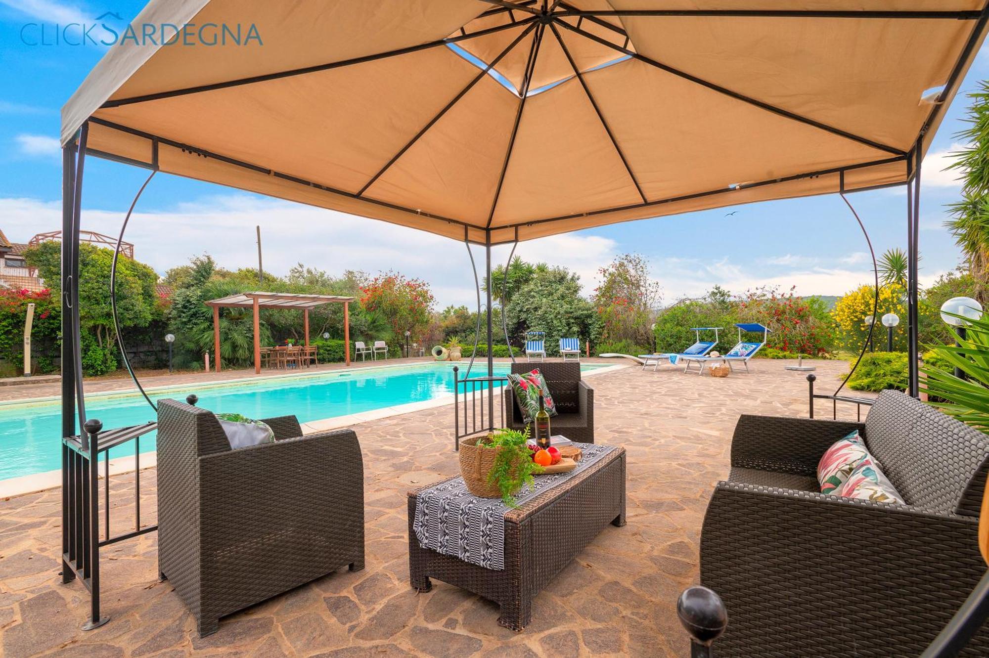 Villa Melograno With Exclusive Swimming Pool Surrounded By Greenery Campanedda Exterior photo